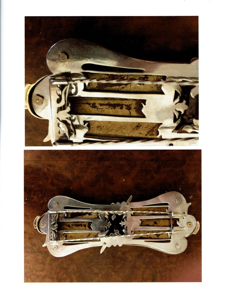 Back Detail - Comb Structure